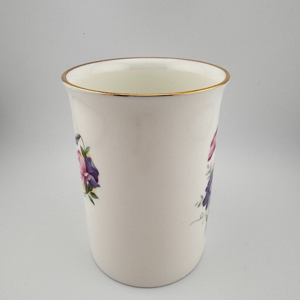 Royal Winchester Coffee Cup Bone China England Pink Roses Mother Love 10 oz - Picture 3 of 6
